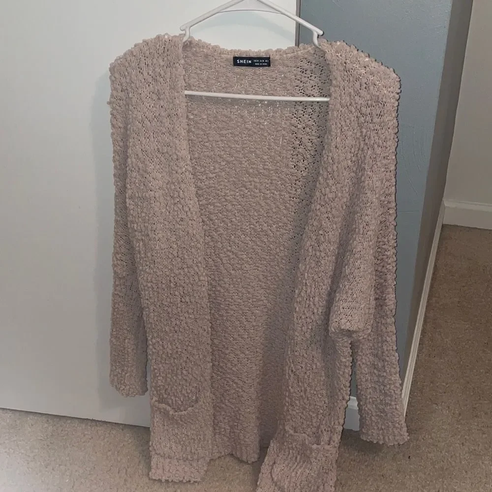 Shein Cardigans - Picture 3 of 4